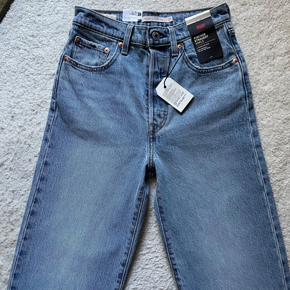 NWT Levi's Premium Ribcage Straight Ankle Women's Jeans Size 25/27 - Picture 2 of 12